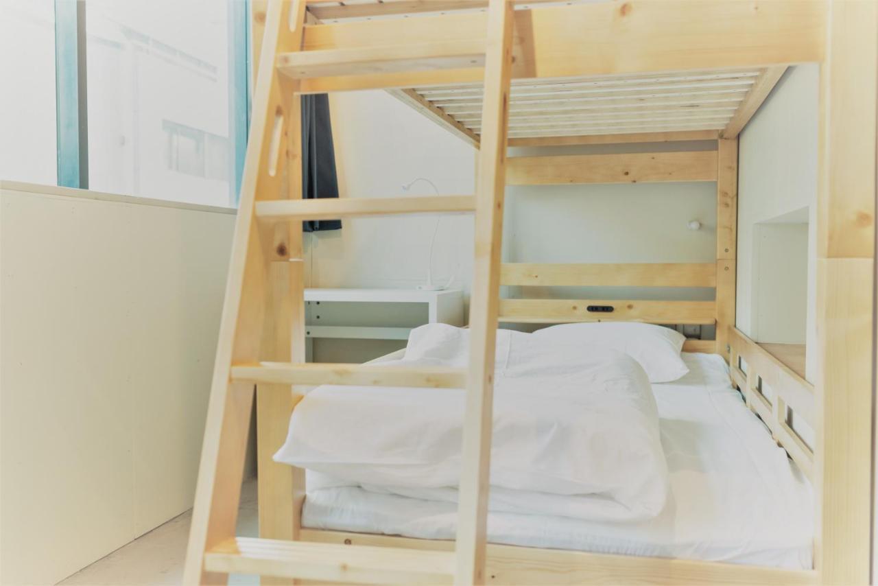 Semi Private 2 Bunk Beds in Mixed Dormitory Room (2 Adult)