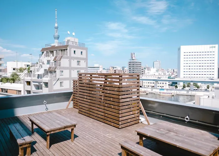 Nui. Hostel & Bar Lounge Tokyo